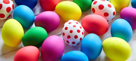 各种彩色的复活节彩蛋