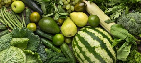 绿色蔬菜和水果